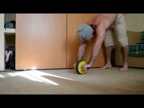 Видео: 100 раз гимнастический ролик