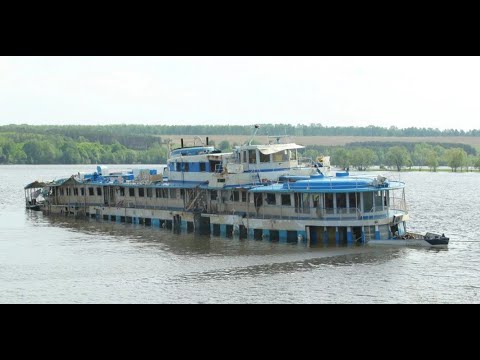 Видео: Кораблекрушение круизного теплохода.