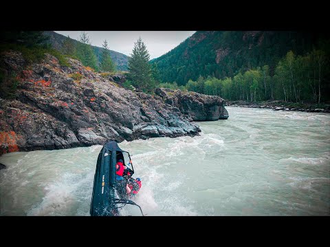 Видео: ПЕРЕВЕРНУЛАСЬ ЛОДКА С ЛЮДЬМИ. АЛТАЙ. КАТУНЬ. АРГУТ. ВОДОМЕТНЫЕ ЛОДКИ