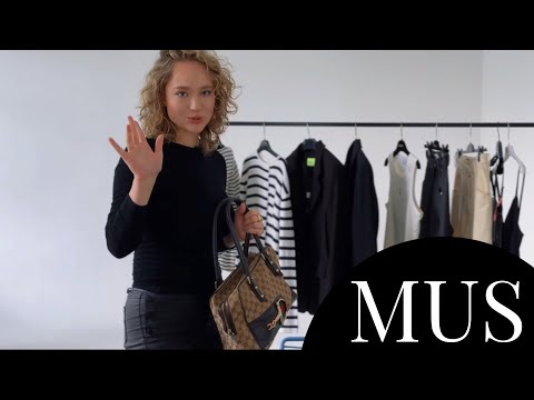 Видео: Что в сумке у Александры Киселевой | MUS