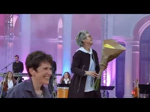 Видео: Трюкачи - Сурганова и Оркестр (ВДНХ, 21.06.2024)