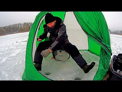 Видео: Чёртик гвоздик поплавок со льда. Рыбалка в оттепель в январе.