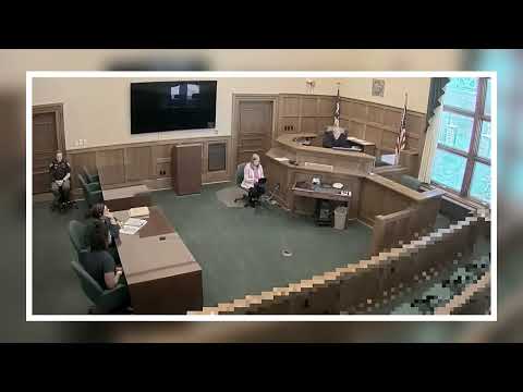 Видео: Непокорный ответчик бесстыдно просит о снисхождении в суде!