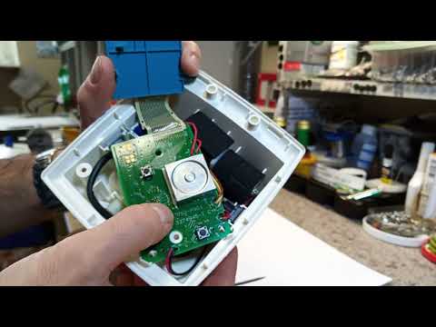 Видео: Ремонт тонометра Omron. На дисплее не полностью отображаются цифры.