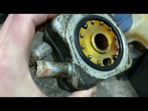 Видео: 🇺🇦🤘Течёт масло с под теплообменника? VW Passat B5+ Кольцо или плоскость? Меняем всё вместе!🤘🇺🇦