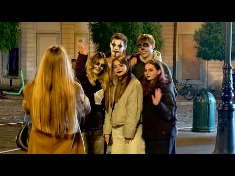 Видео: Хелловін у Львові. Як у Львові святкували день духів #львівяквінє #travel #хелловін 