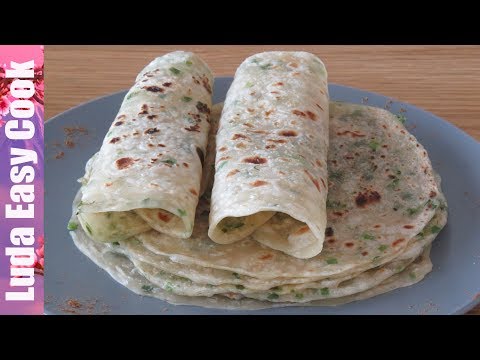 Видео: СЛОЕНЫЕ ЛЕПЕШКИ НА ВОДЕ С ЗЕЛЕНЬЮ на СКОВОРОДЕ Очень Тонкие и Вкусные | Green Onion Flatbread Recipe