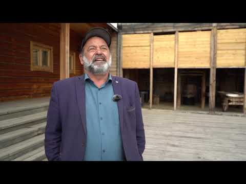 Видео: Тоннель, маяк и колокол маяка мыса Жонкиер.