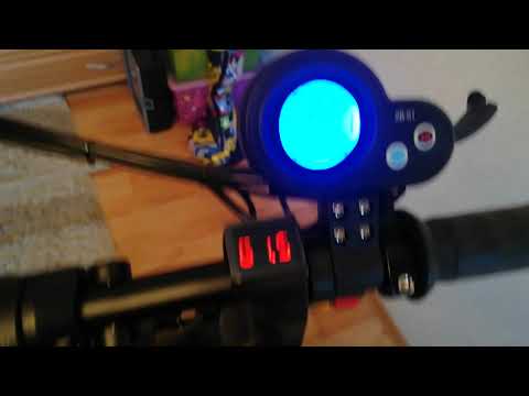 Видео: Currus R11, первое знакомство с электросамокатом 3200w,60v32ah,с 45 контроллерами