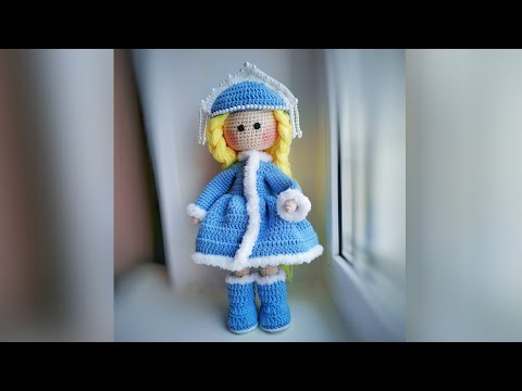 Видео: Пальто для куклы. Платье снегурочки для каркасной куклы. Снегурочка крючком. Кукла Лина