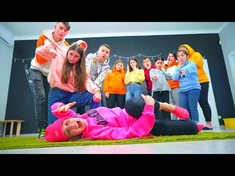 Видео: ДИАНА СЕ СКАРА С УЧЕНИЧКА ОТ ГИМНАЗИЯТА! Какво се случи?