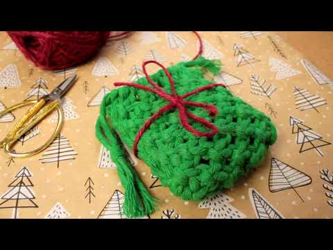 Видео: НОВОГОДНИЙ макраме мешочек | Мастер-класс для начинающих