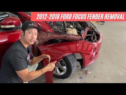 Видео: Как снять крыло Ford Focus 2012-2018 | ReveMoto
