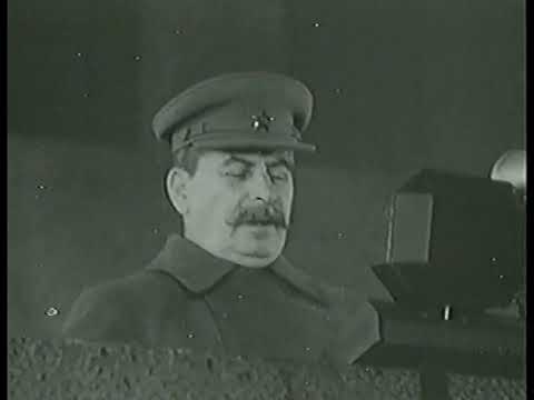 Видео: Речь Сталина на параде 7 ноября 1941 г на Красной площади HD Stalin Speech 7th of November 1941 full