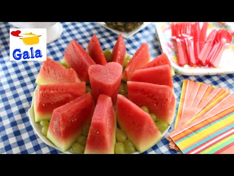Видео: Как красиво нарезать арбуз к празднику с дизайном в центре. Вся мякоть используется!