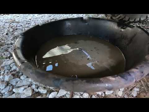 Видео: Квадроцикл Honda утонул в ручье и в двигатель попала вода.