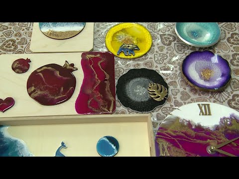 Видео: "Игры узоров" - изготовление подстаканника, залитого эпоксидной смолой (Бийское телевидение)