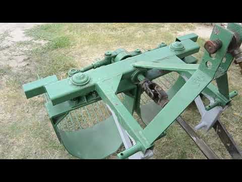 Видео: Картоплекопалка вібраційна , вібролапа  дворядна до мінітрактора