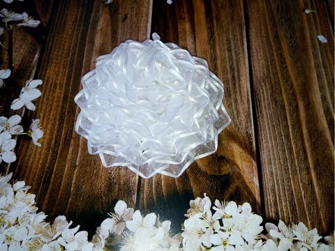 Видео: Пышный бант из органзы. Пышный бант на 1 сентября. Канзаши