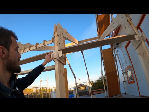 Видео: КАРКАС ДОМА ЗА 1 ДЕНЬ! Сборка Демо Барнхауса от Woodcastor #1