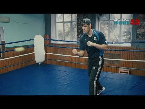 Видео: Простой тренажер для улучшения скорости и точности ударов / Мяч на резинке