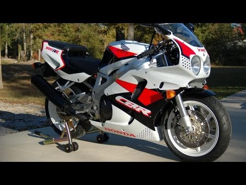 Видео: Honda СBR919RR Fireblade в качестве первого ЛИТРОВОГО спорта. Стоит ли брать?