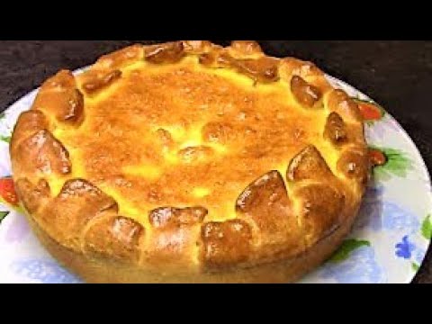 Видео: Дрожжевые пироги с начинкой из капусты с мясом - как всегда очень сытная и вкусная выпечка.