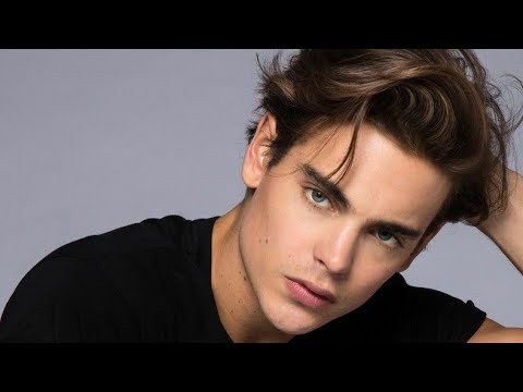 Видео: РОМАНТИЧЕСКАЯ ИСТОРИЯ "СЫН МАМИНОЙ ПОДРУГИ".