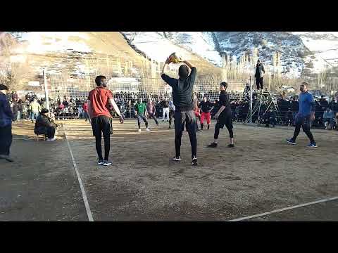 Видео: Волейбол⚽ Рашт дар дехаи Шул, дастахои Шахри Сабз ва Почеи поëн.... Файзи Рашти🇭🇺