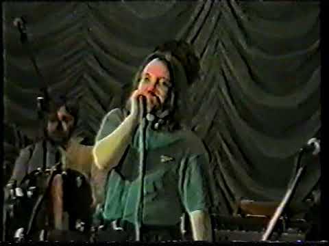 Видео: Инструкция По Выживанию и Чернозем"Концерт В Могилеве" январь 97 год (Часть 2)