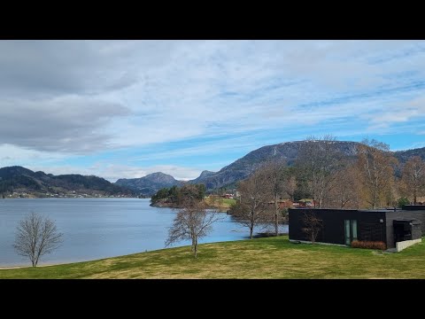 Видео: Сельская Норвегия. Деревенские парни.