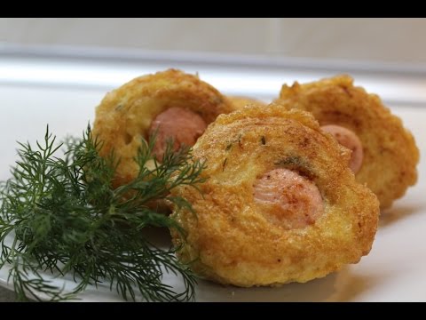 Видео: ВкусНейшая сосиска  с картофельным пюре в вафле