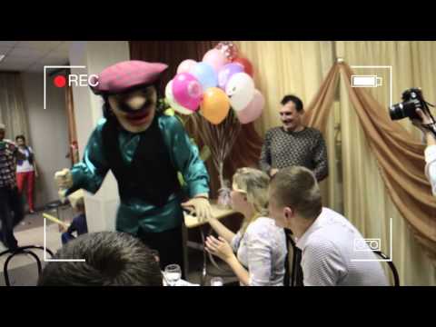 Видео: Стриптизер Гоги