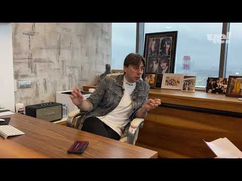 Видео: «ЧЕстный ответ» с Романом Емельяновым о Баскове и Милохине, рекорде Гиннесса, будущем радио и другом