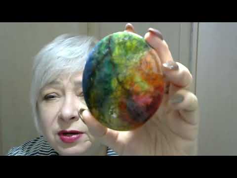 Видео: Имитация камня используя декупажные карты