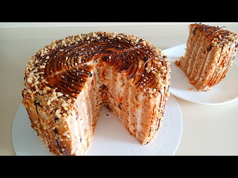 Видео: Торт трухлявый пень в домашних условиях на сметане с вареньем!