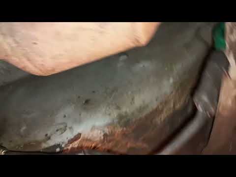 Видео: Замена тросов переключения передач на рено меган 2