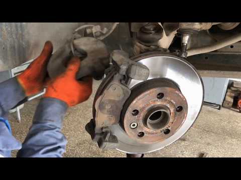 Видео: Замена верхней шаровой W T4 без молотка