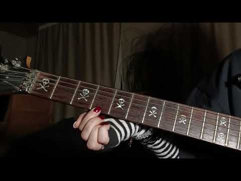 Видео: Мелодия "Кузнечик" на гитаре на одной струне для новичков!//Yoo Hin-nee