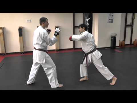 Видео: Тактика ведения боя в каратэ. Как улучшить ведение боя в каратэ