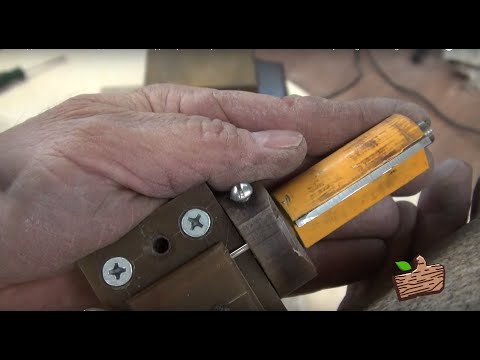 Видео: Самодельный станок для заточки фрез - Часть 2