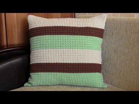 Видео: Как связать подушку крючком. Простая наволочка на подушку крючком