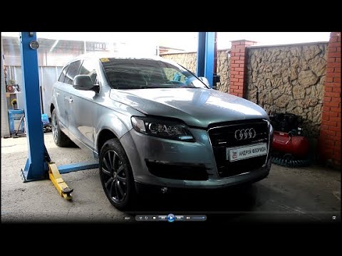 Видео: Замена втулок переднего стабилизатора на АУДИ Q7 2008 AUDI Q7 3,6 бензин