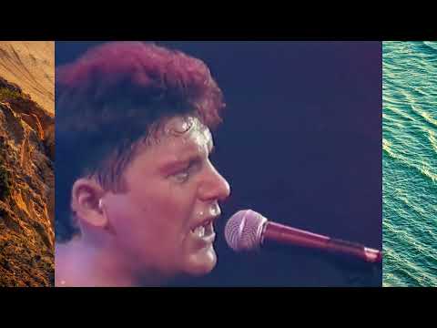 Видео: "Водку я налил в стакан и спросил, и стакан граненый мне отвечал.. " 🎶🔥🧨
