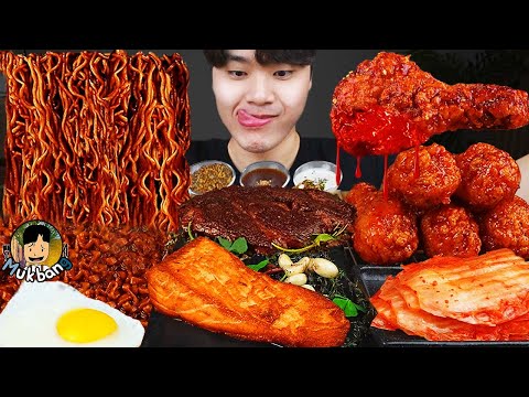 Видео: ASMR MUKBANG | Жареный цыпленок, стейк, лапша с черной фасолью, кимчи Корейская еда