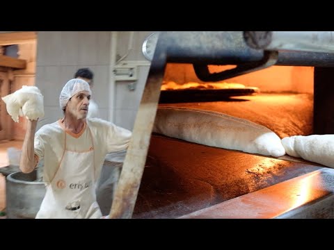 Видео: Сумасшедший пекарь продает 10000 хлебов в день! Вкусный рецепт турецкого уличного хлеба!