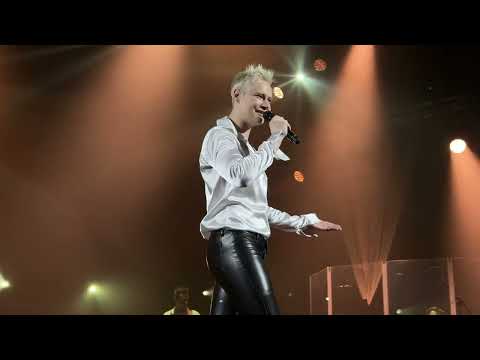 Видео: SHAMAN - Беловежская пуща LIVE Minsk 01.11.2025 #shaman #шаман #萨满 #音乐 #歌手 #ярославдронов