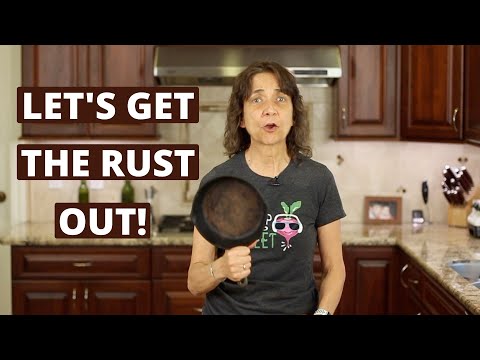 Видео: Самый простой способ очистить чугунную сковороду от ржавчины и прокалить ее