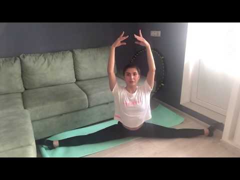 Видео: Фигурное катание. Растяжки фигуристам от Чемпионки Мира по фигурному катанию №3. Ryabinin Camps Team