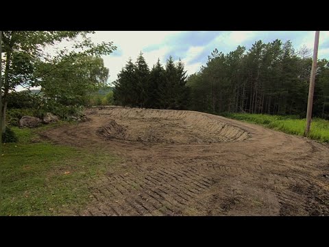 Видео: Строительство пруда для лягушек площадью 1/2 акра (от начала до конца)